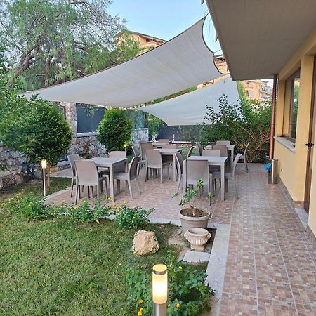 B&B Villa Chiara Bed And Breakfast Taormina Bagian luar foto