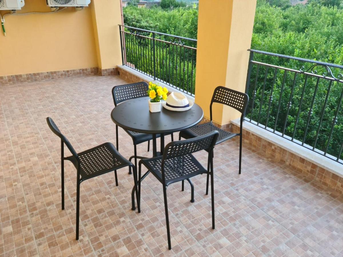 B&B Villa Chiara Bed And Breakfast Taormina Bagian luar foto