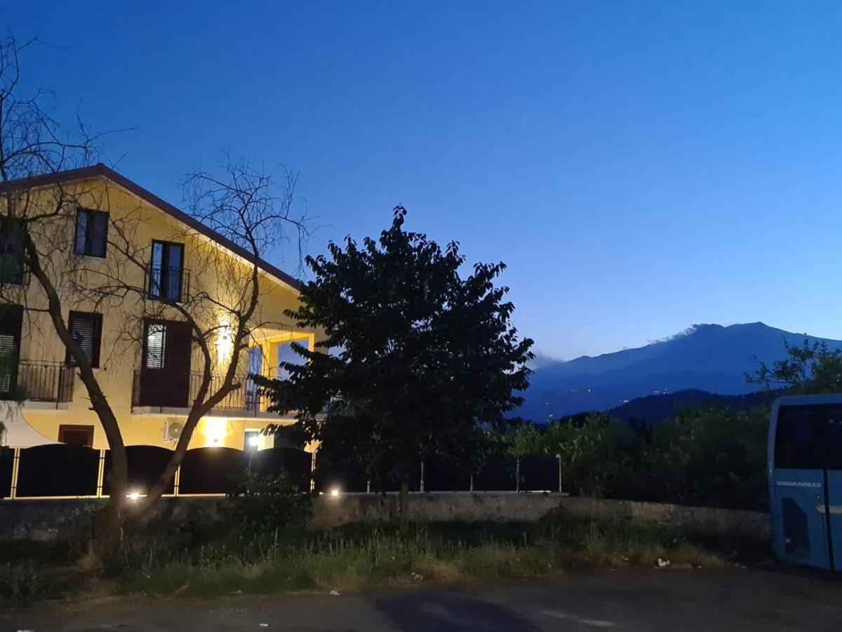 B&B Villa Chiara Bed And Breakfast Taormina Bagian luar foto