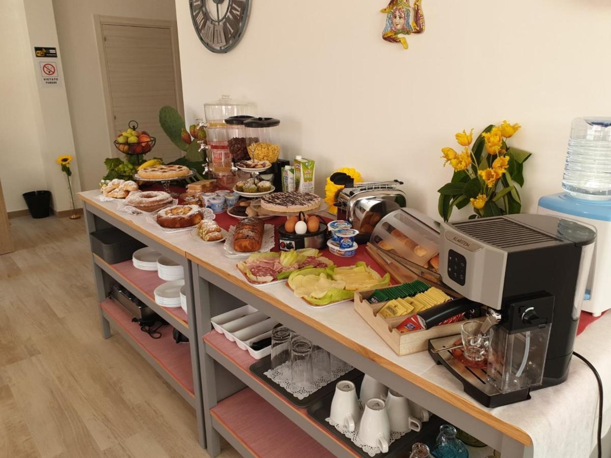 B&B Villa Chiara Bed And Breakfast Taormina Bagian luar foto
