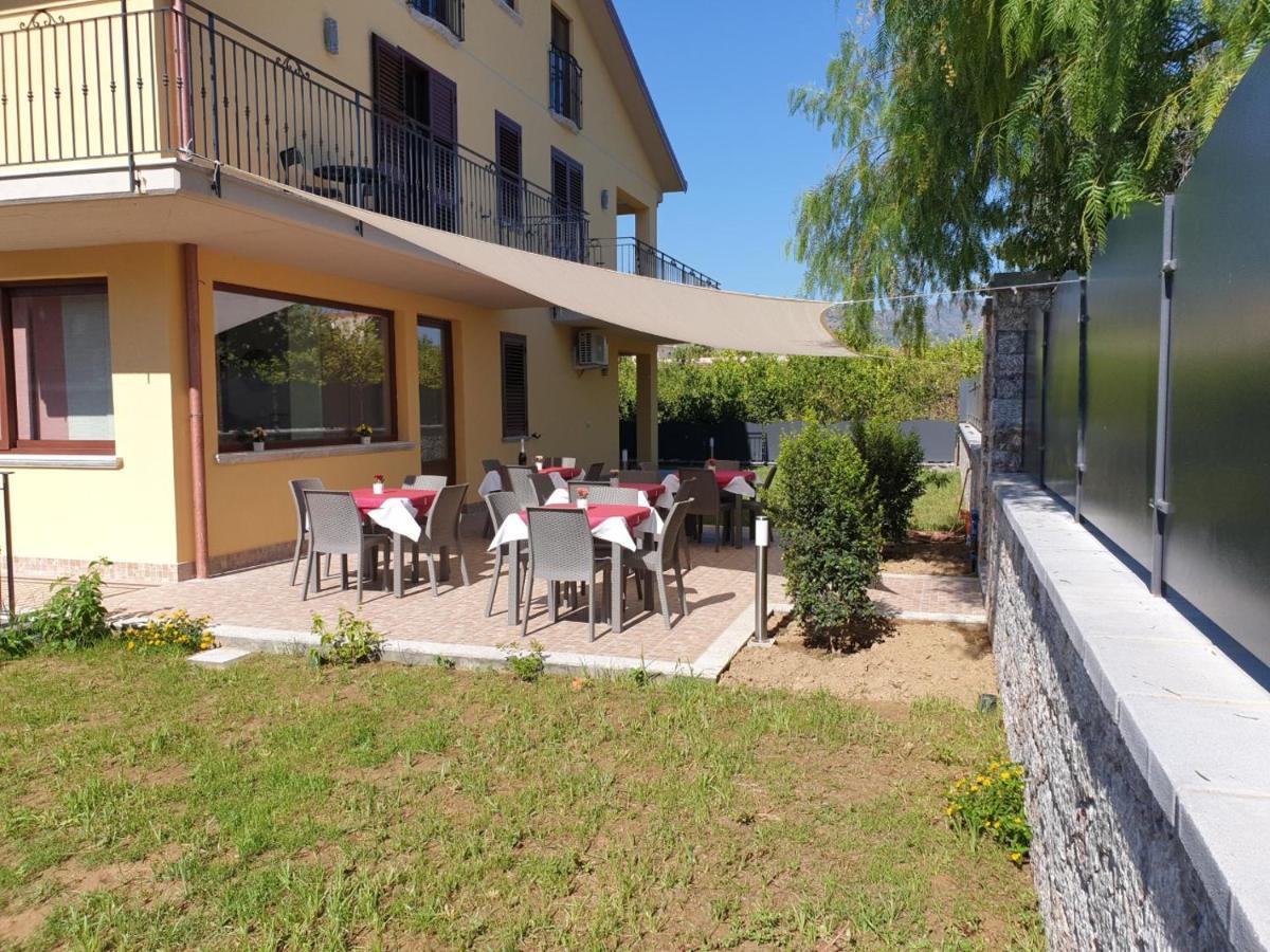 B&B Villa Chiara Bed And Breakfast Taormina Bagian luar foto