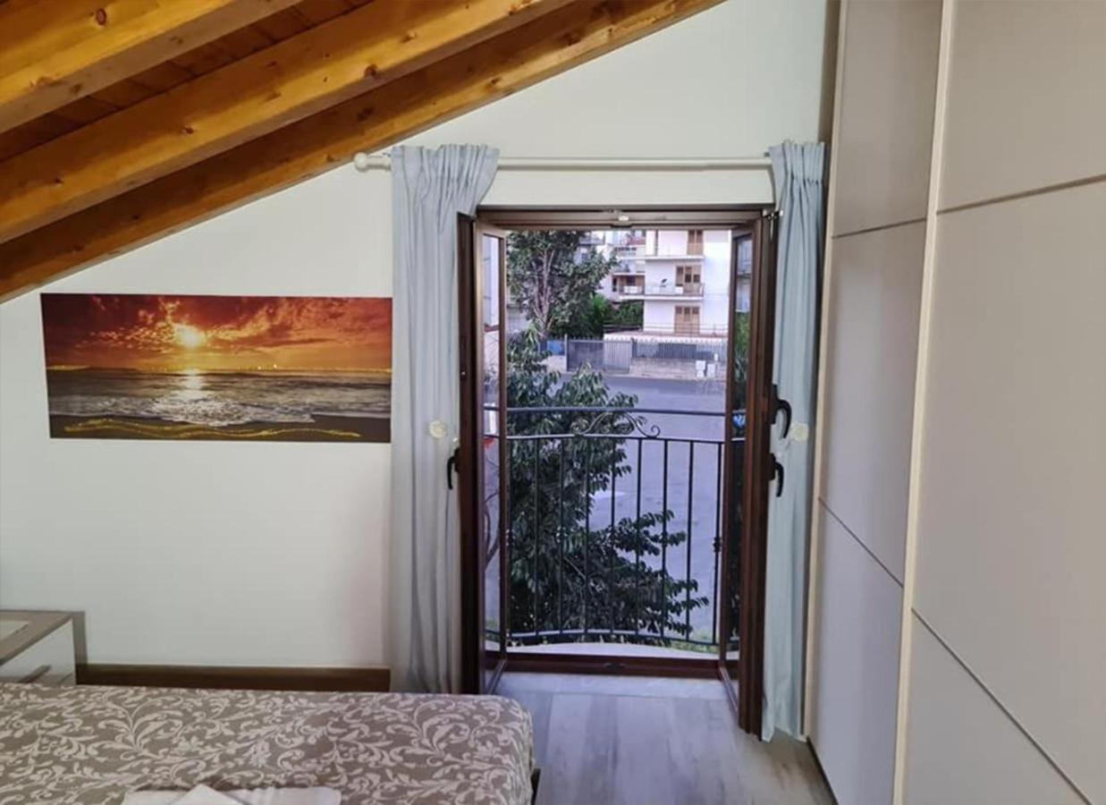 B&B Villa Chiara Bed And Breakfast Taormina Bagian luar foto